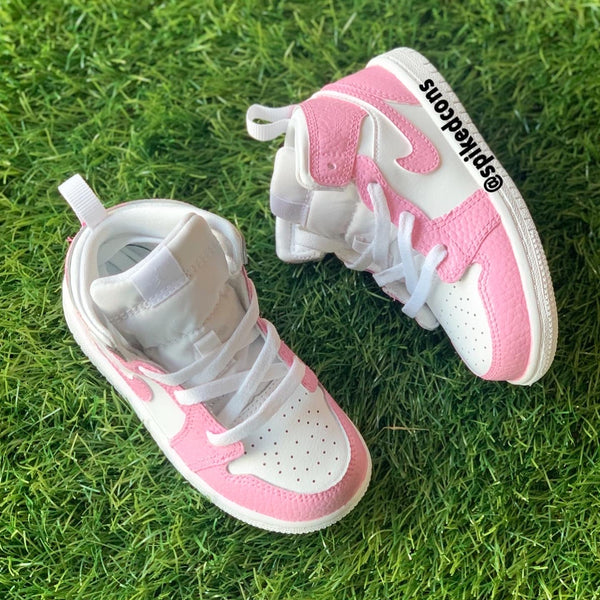 Pink and white infant 2024 jordans